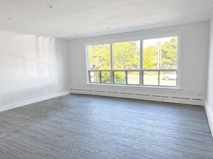 Photo de la propriété:  443 Wilson Avenue #2  ON M3H 1T5 