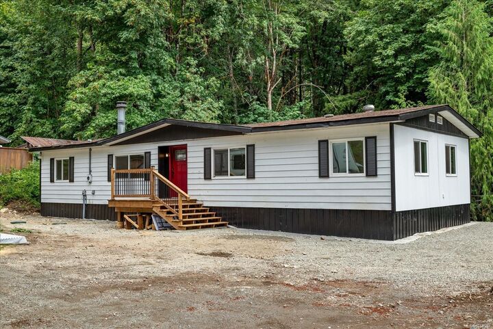 Property Photo:  7353 Neva Rd  BC V0R 2G0 
