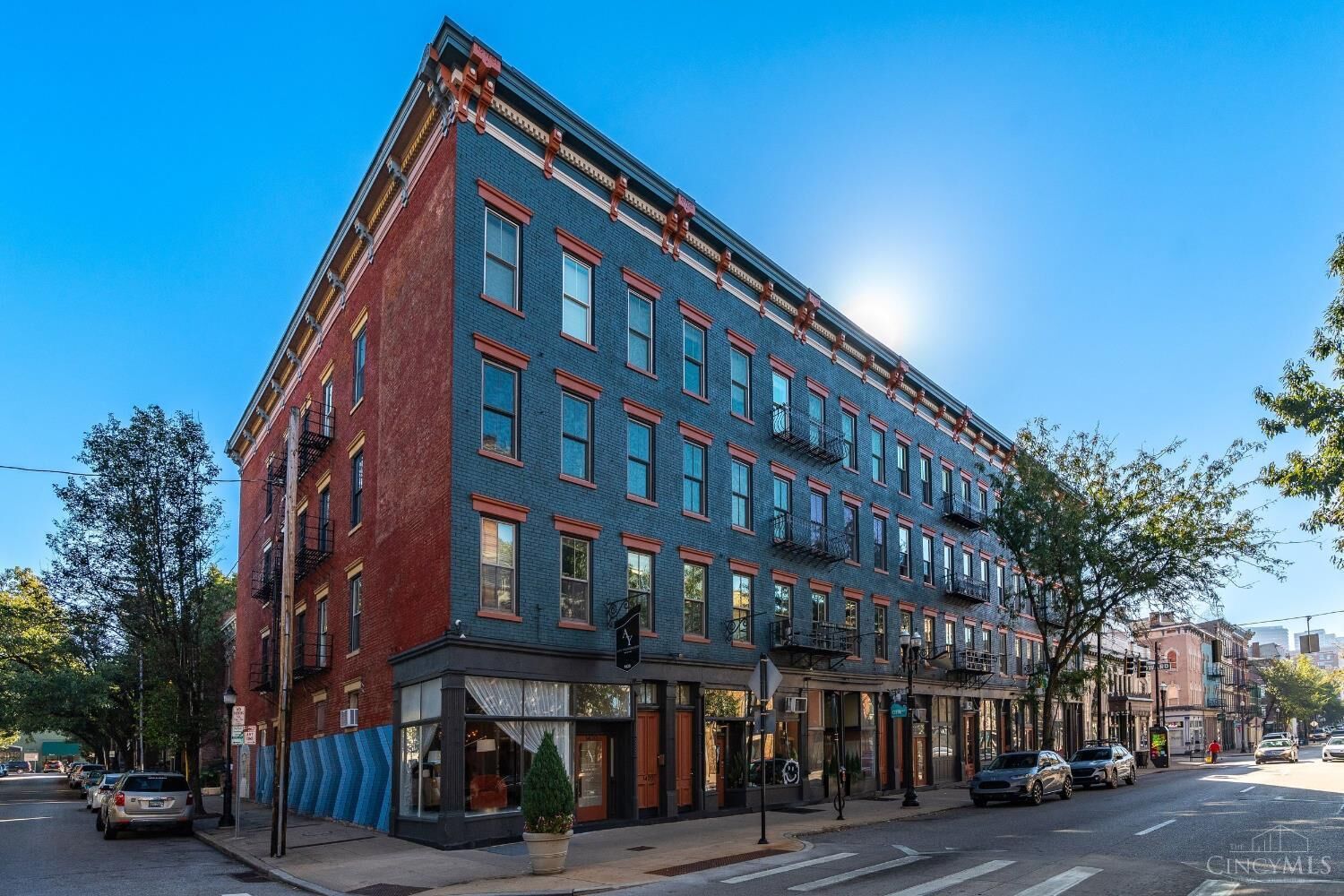 Property Photo:  1420 Main Street  OH 45202 
