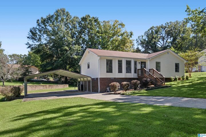 Property Photo: 2100 Edenwood Drive AL 35023