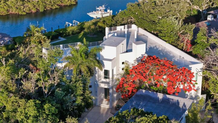 Property Photo: 4317 Midnight Pass Road FL 34242