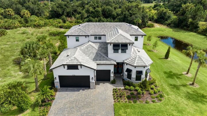 Property Photo:  14726 Eagle Branch Drive  FL 34275 