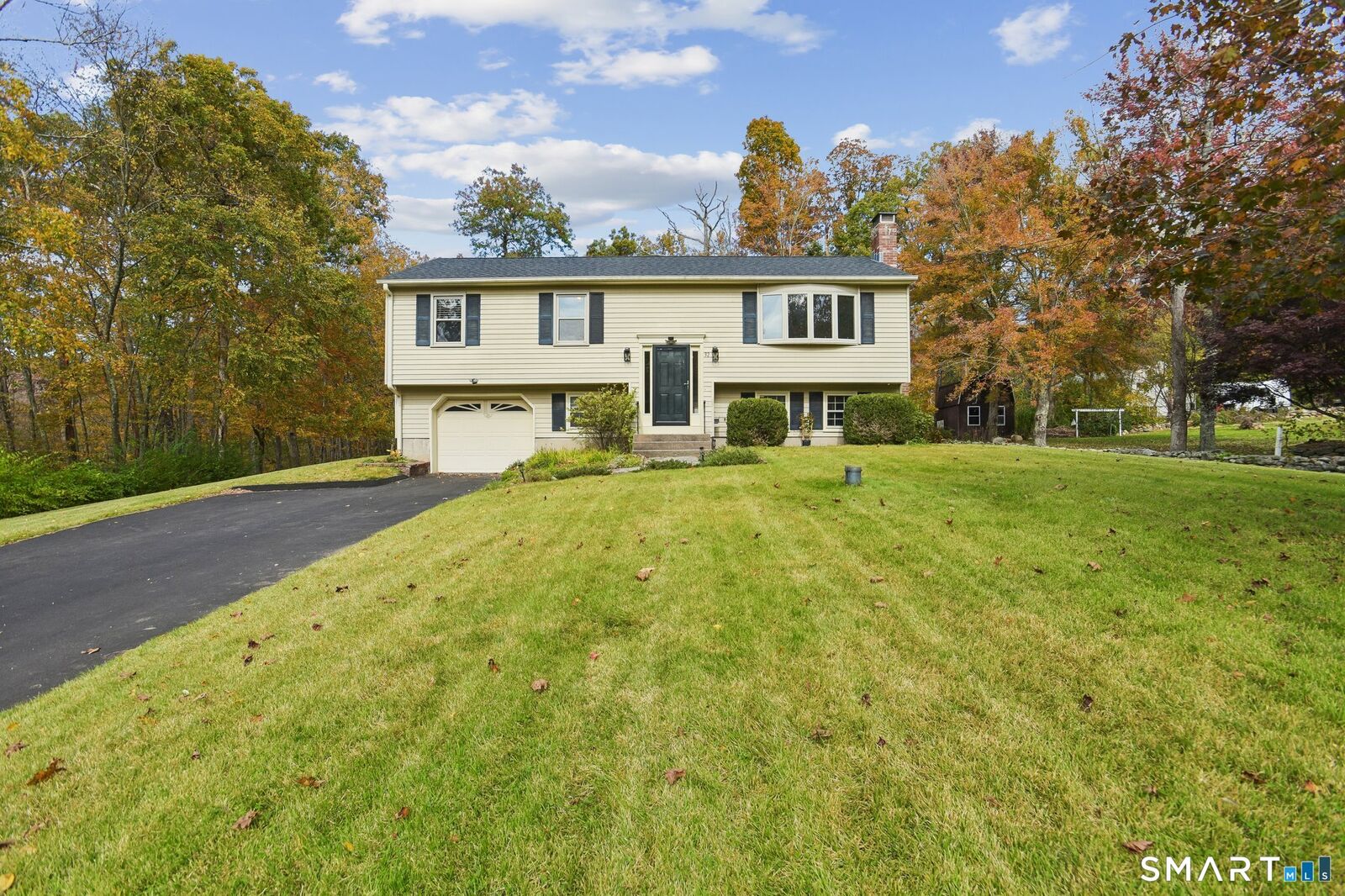 Property Photo:  32 Wildwood Lane  CT 06424 