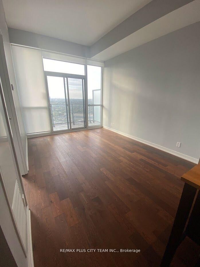 Property Photo:  2200 Lake Shore Boulevard W 4905  ON M8V 1A4 