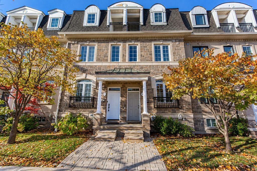 Property Photo: 134A Finch Avenue W ON M2N 2H9