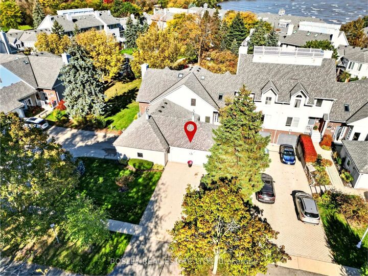 Property Photo:  3 Lakeside Drive 18  ON L2M 1P3 