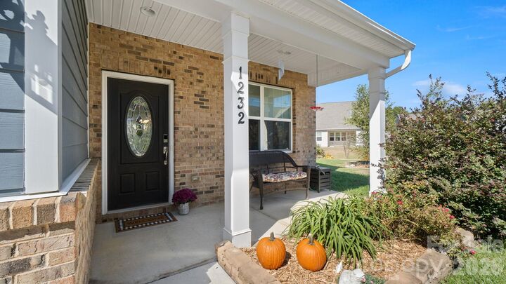 Property Photo:  1232 New River Drive  NC 28025 