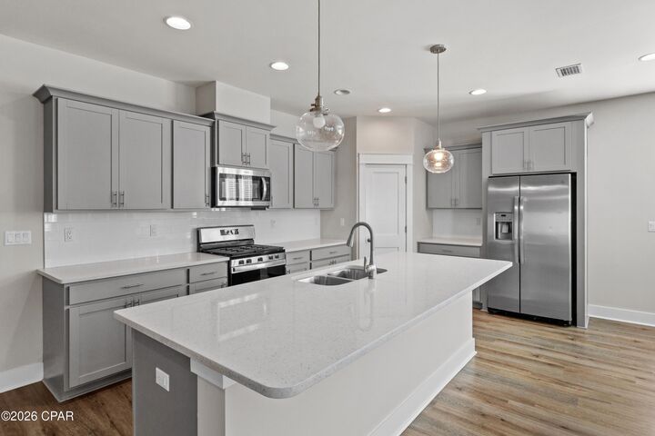 Property Photo: 417 Warren Bayou Lane FL 32407
