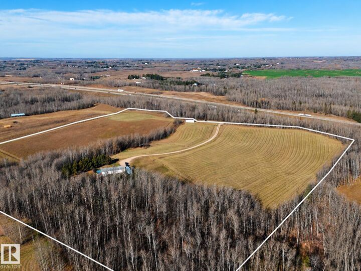 Property Photo: 1219 Hghway 16 AB T7Z 1X2