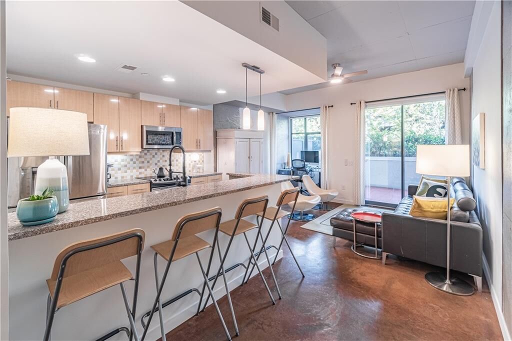 Property Photo: 335 W Ponce De Leon Avenue 205 GA 30030