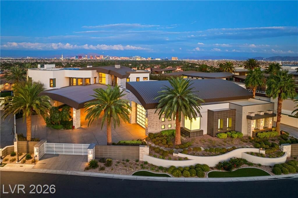 Property Photo:  5180 Spanish Heights Drive  NV 89148 
