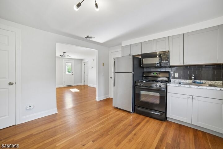 Property Photo:  281 Essex Street  NJ 07041 