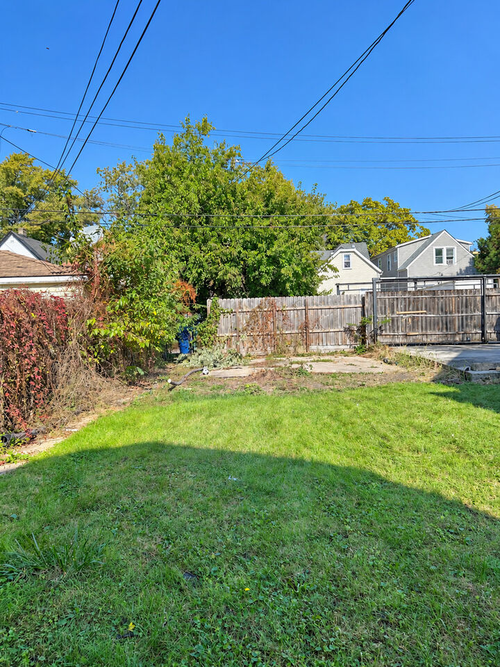 Property Photo:  4634 W Ohio Street  IL 60644 