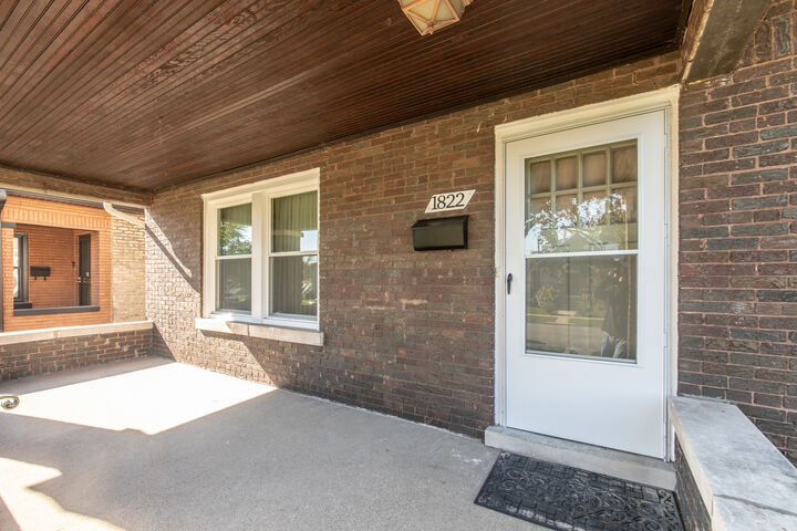 Property Photo:  1822 N Mulligan Avenue  IL 60639 