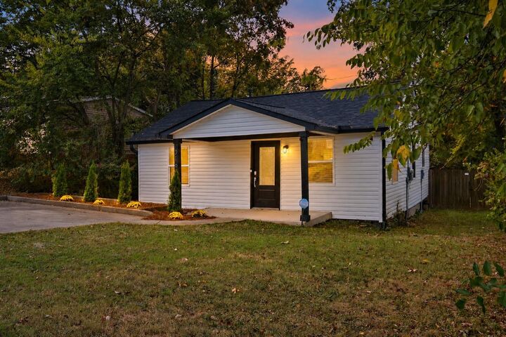 Property Photo:  316 Edwin St  TN 37207 