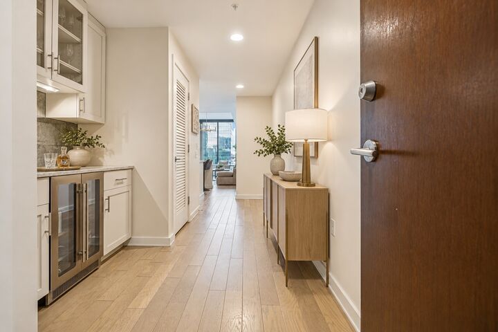 Property Photo: 1212 Laurel St 301 TN 37203