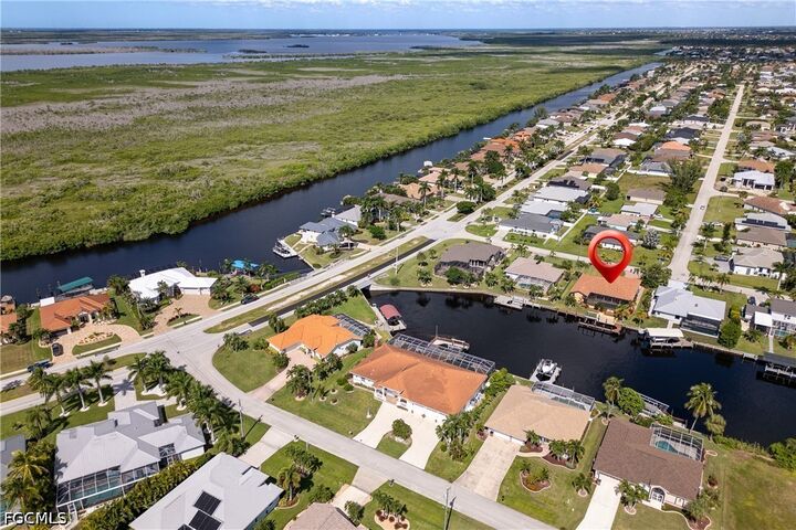 Property Photo: 2902 SW 36th Terrace FL 33914