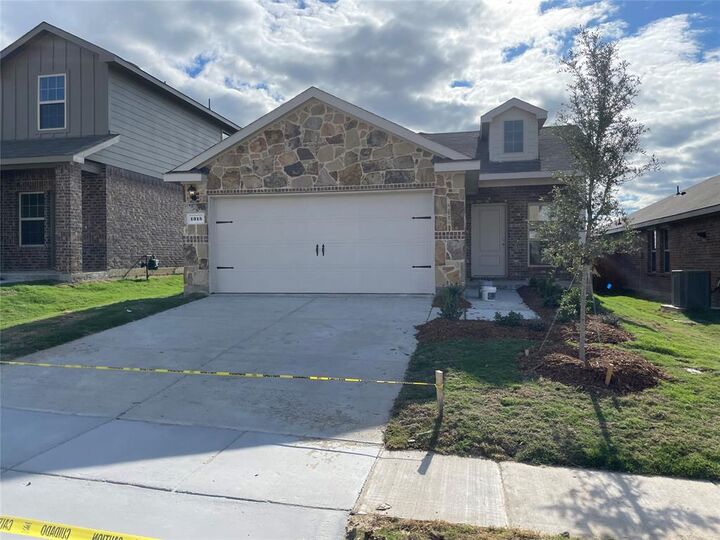 Property Photo:  1315 Draper Lane  TX 75126 