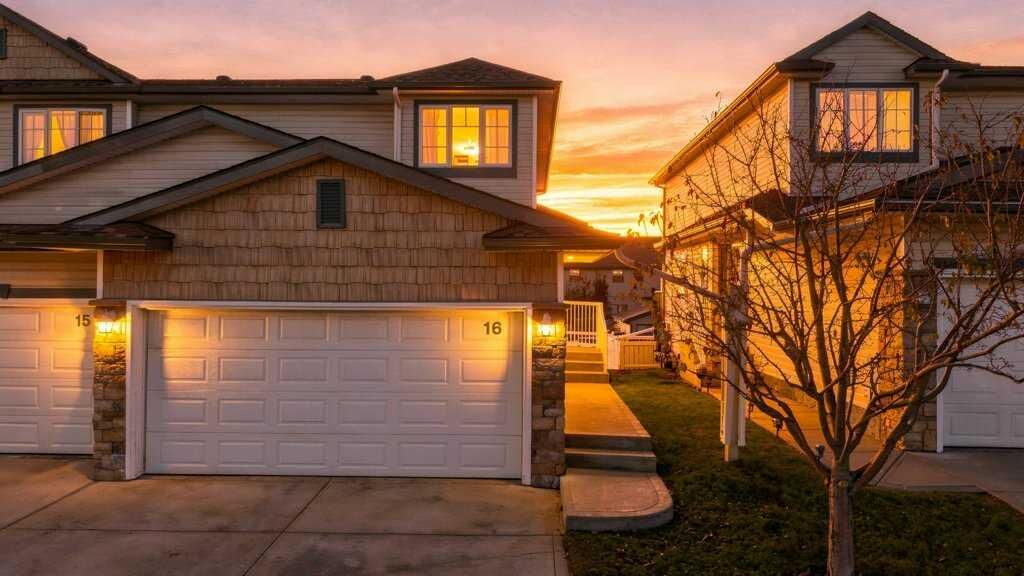 Property Photo:  73 Addington Drive 16  AB T4R 2Z6 