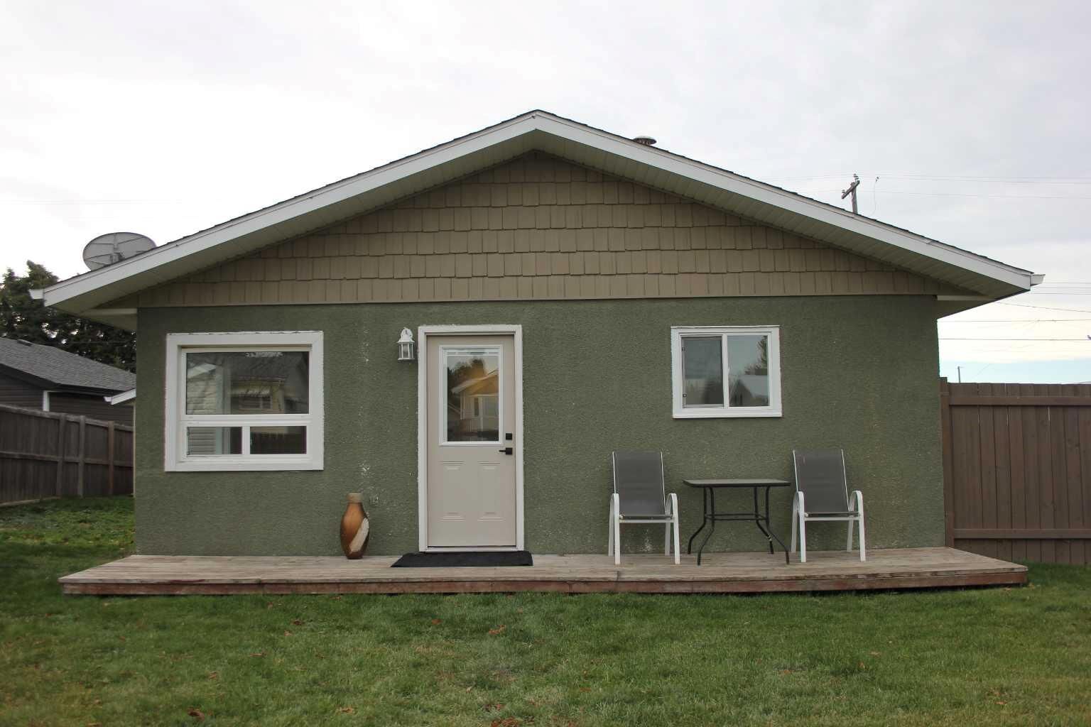 Property Photo:  4839 52 Avenue  AB T0M 0X0 