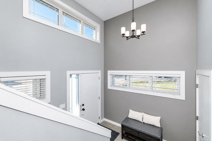Property Photo:  518 Oak Street S  AB T4S 5V7 