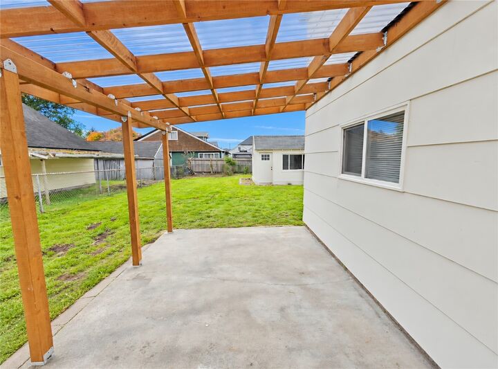 Property Photo:  720  7th Street  WA 98550 