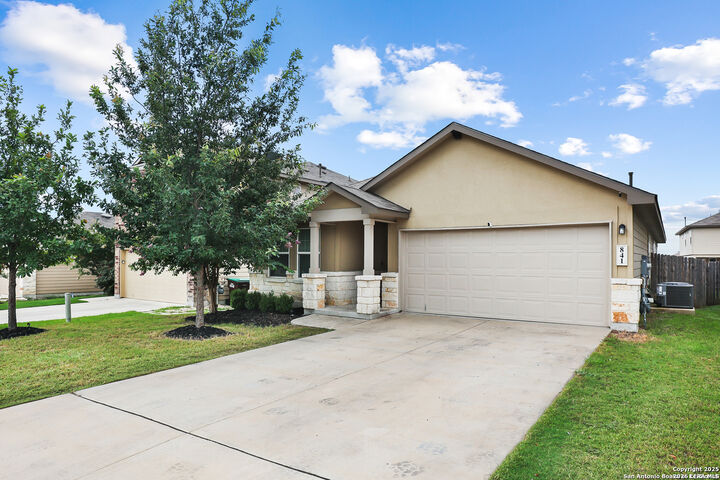 Property Photo: 841 Hollimon Pkwy TX 78253