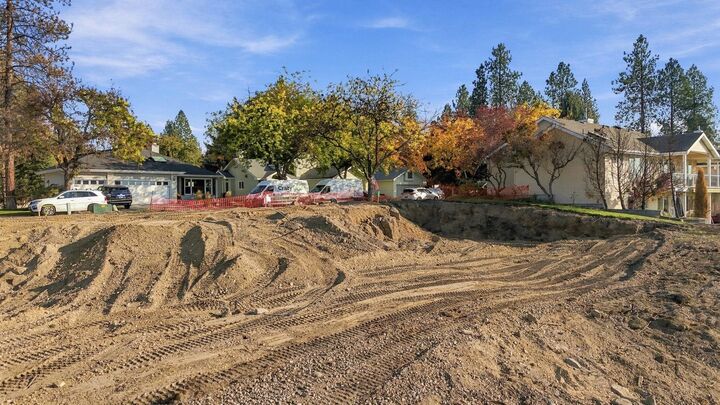 Property Photo: 6311 N Park View Ln WA 99205