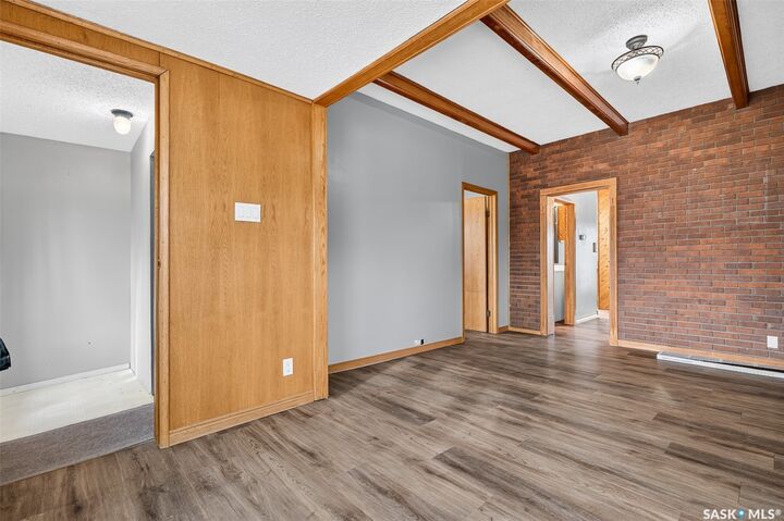 Property Photo:  926 Montgomery Street  SK S6H 2W8 