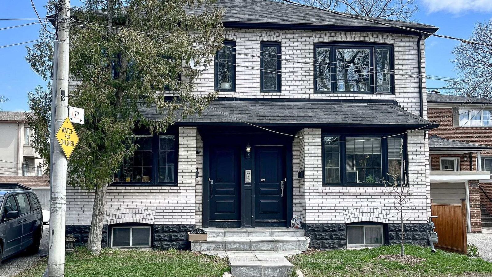 Photo de la propriété: 301 Cleveland Street Upper ON M4S 2W7