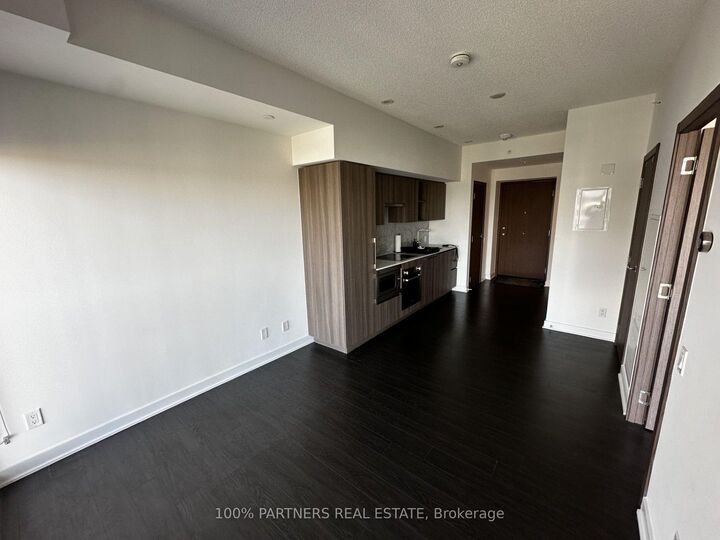 Property Photo:  17 Bathurst Street 3507  ON M5V 0M1 