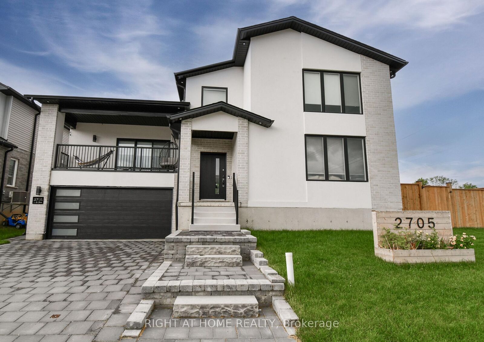 Property Photo: 2705 Oriole Drive ON N6M 0G6