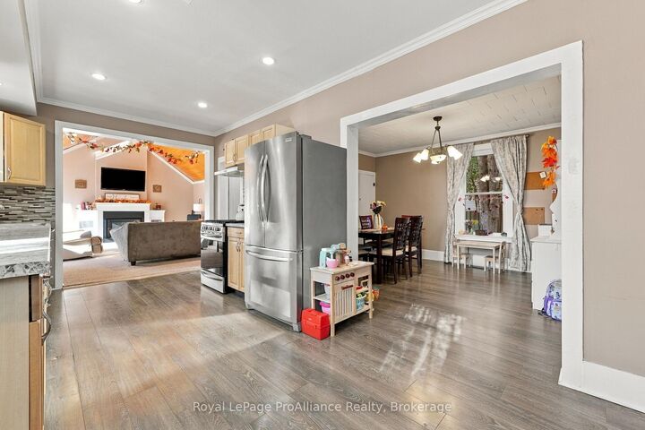 Property Photo:  36 Emma Street  ON K0K 3E0 