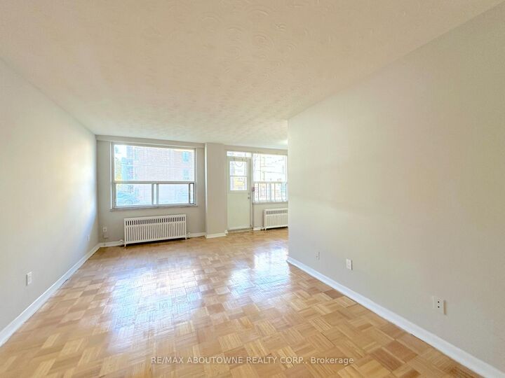 Property Photo:  145 Jameson Avenue 108  ON M6K 2X4 