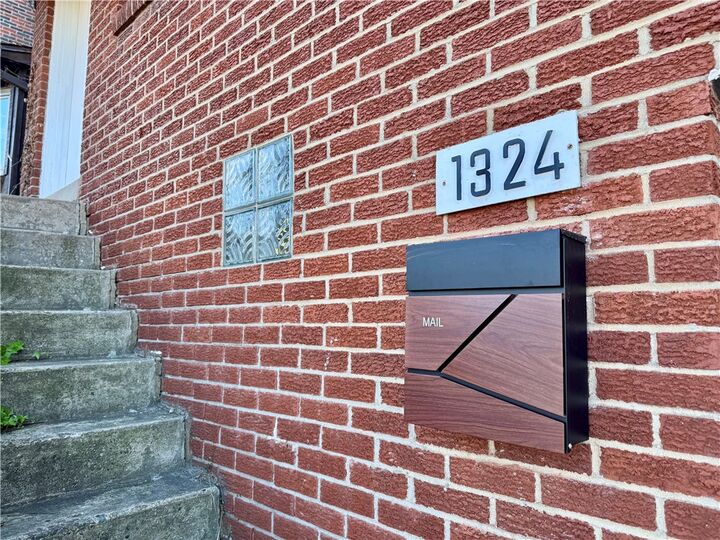 Property Photo:  1324 Romine Ave  PA 15133 