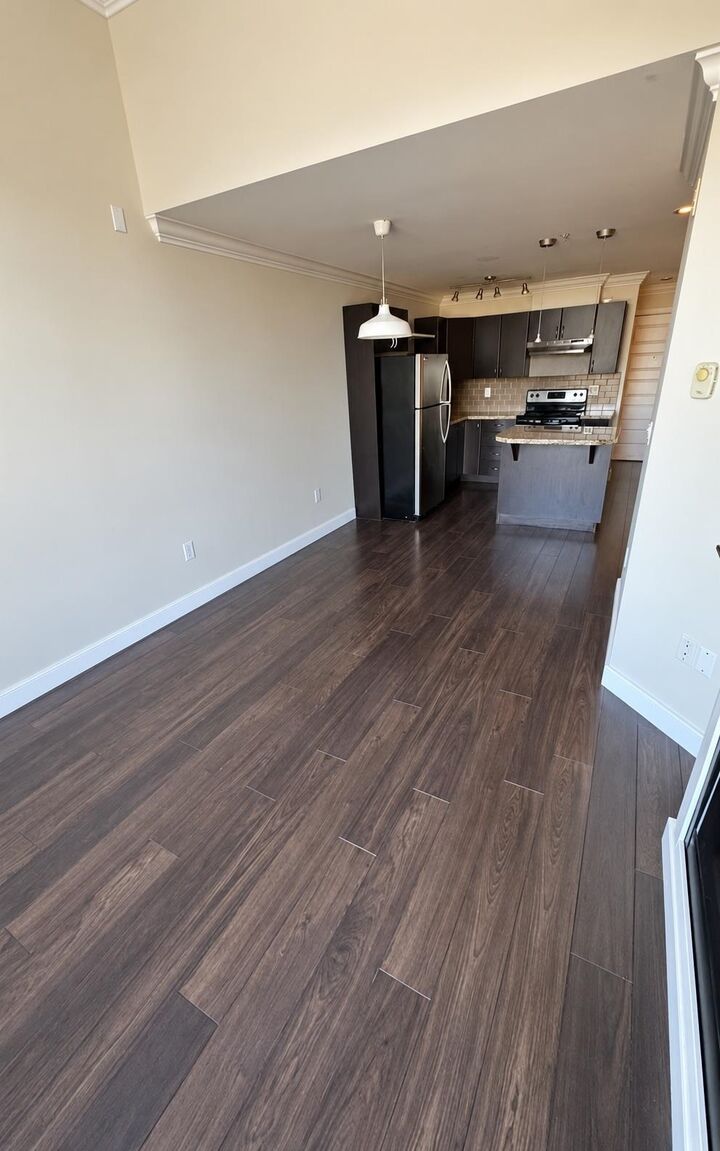 Property Photo:  2515 Park Drive 418  BC V2S 0B2 