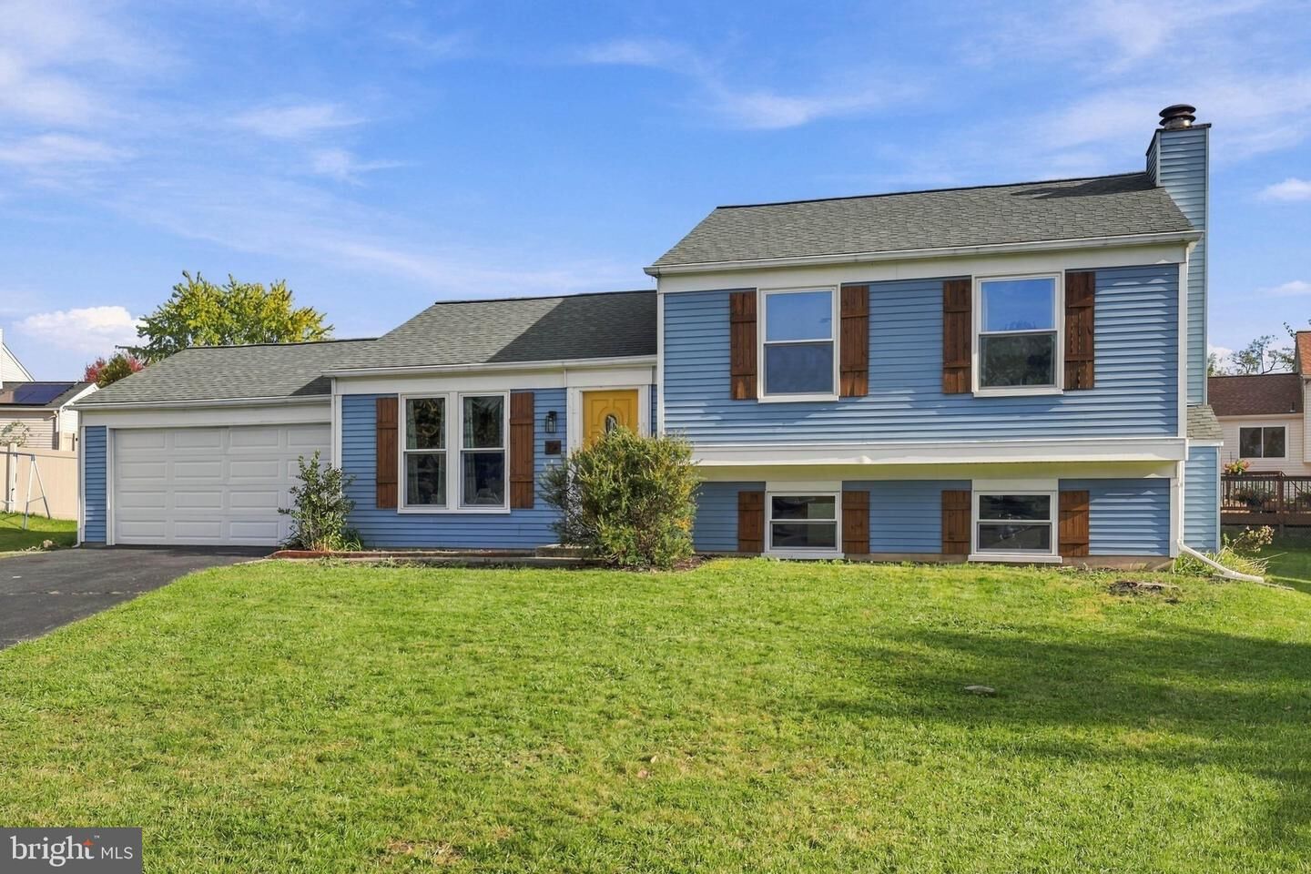 Property Photo: 108 Wild Lilac Court PA 17110