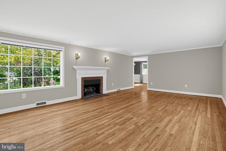 Property Photo:  312 Chamounix Road  PA 19087 