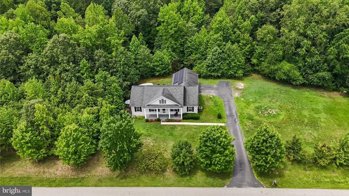 Property Photo:  3020 Franklin Drive  MD 20639 