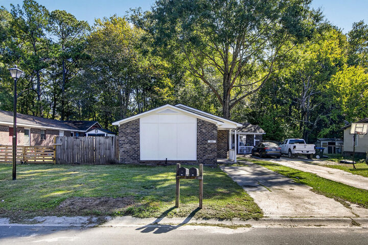 Property Photo: 110 Jedi Lane Apt A SC 29485
