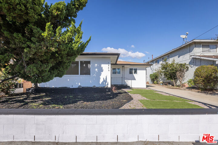 Property Photo: 1849 W Gardena Blvd CA 90247
