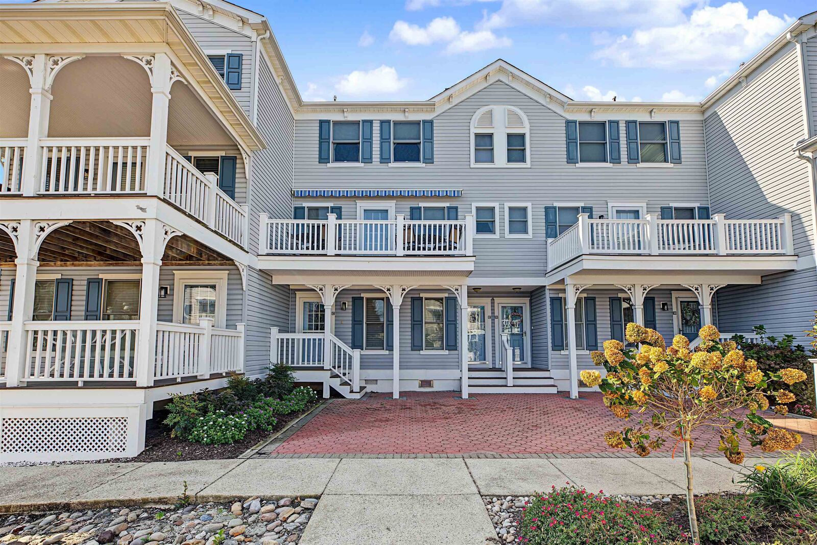 Property Photo:  933 Columbia Ave, Unit B-7  NJ 08204 