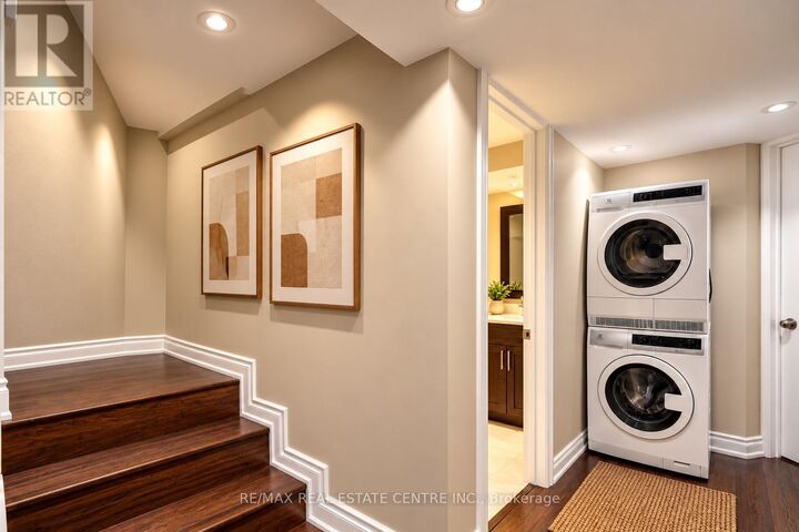 Property Photo: 6393 Seaver Road (Lower) ON L5V 2J2