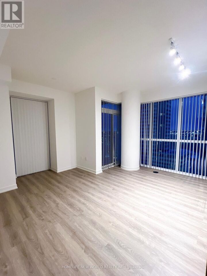 Property Photo: 8 Interchange Way 1112 ON L4K 5Z7