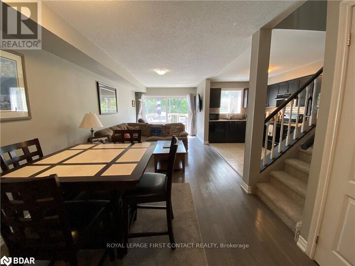 Property Photo:  63 Sydenham  ON L4M 6R5 