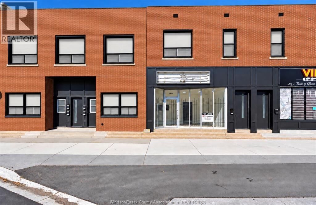 Property Photo:  1620 University Avenue 1606  ON N9B 1C2 