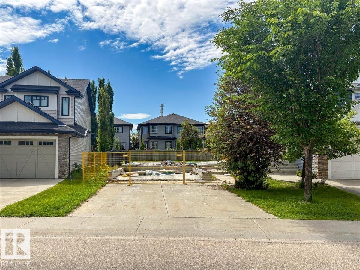 Property Photo: 2517 Anderson Wy SW AB T6W 0L4