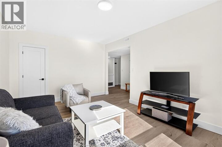 Property Photo: 1620 University Avenue 1608 ON N9B 1C2