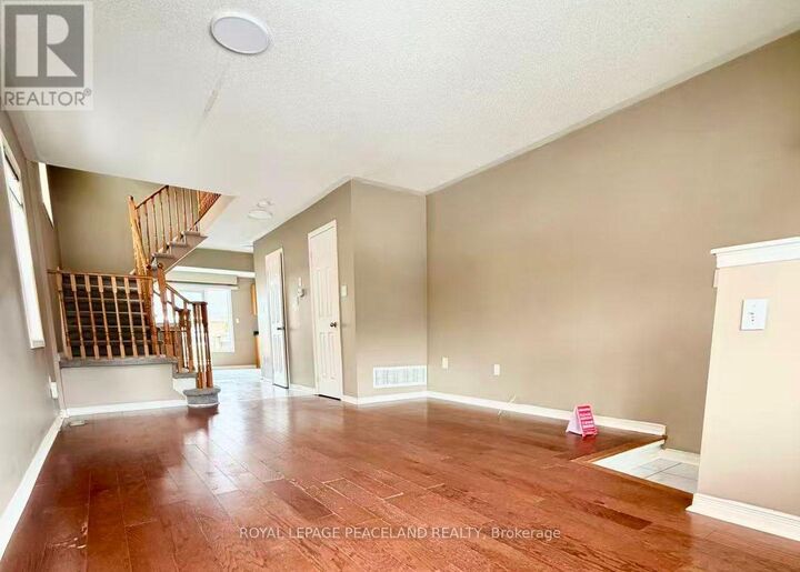 Property Photo: 367 Marble Place Upper Unit ON L3X 2P1