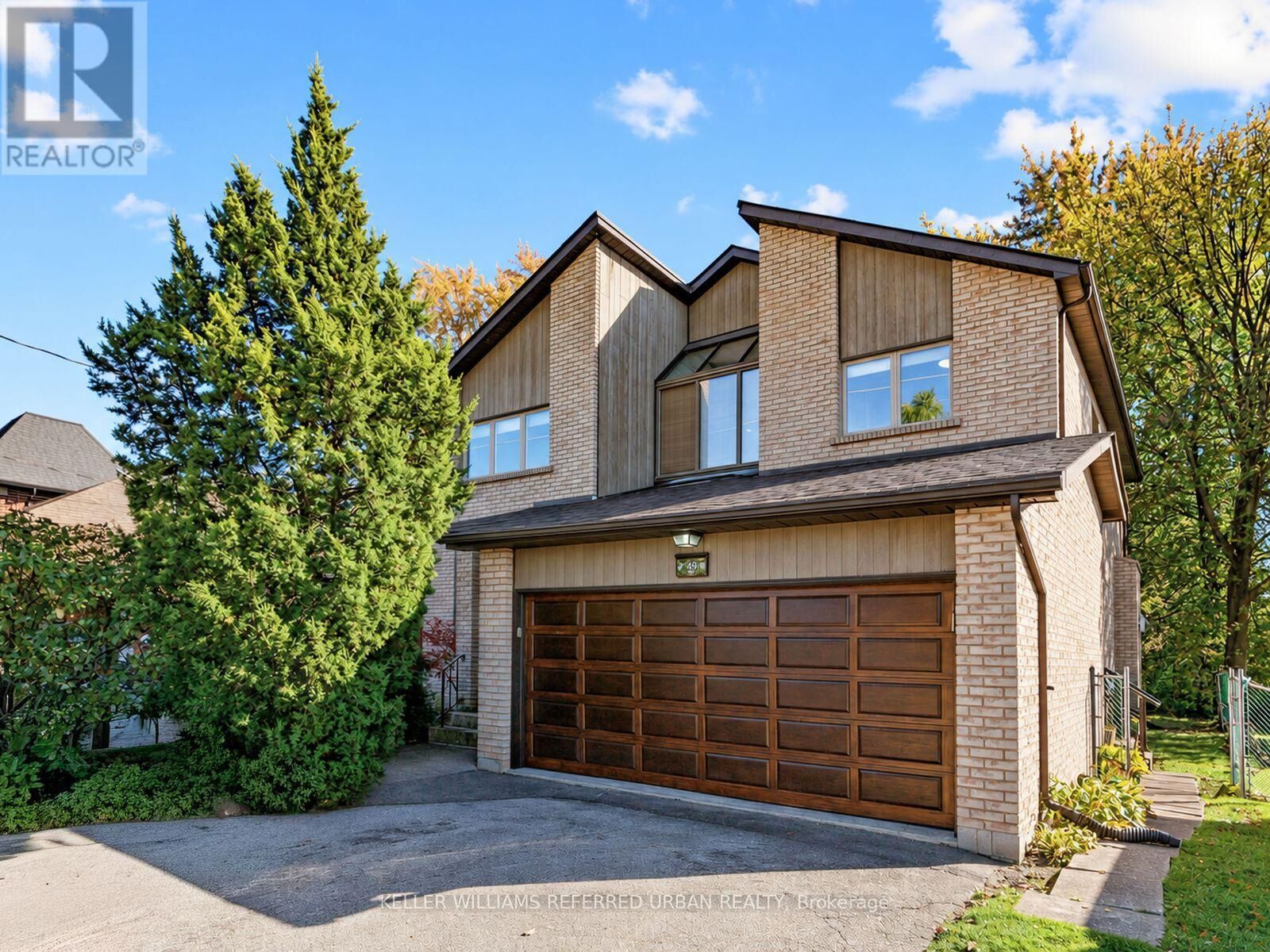 Property Photo:  49 Invermay Avenue  ON M3H 1Z1 